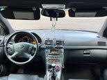 Toyota Avensis-10