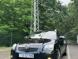 Toyota Avensis-20