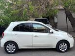 Nissan March-8