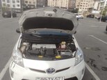 Toyota Prius-2