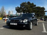Mercedes E 240-2