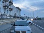 Volkswagen Passat-1