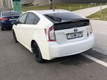 Toyota Prius-3