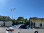 Kia Cerato-5