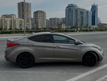 Hyundai Elantra-5