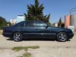 Mercedes E 240-8