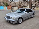 Mercedes E 240-2