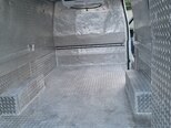 Ford Transit-13