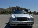 Mercedes E 220-2