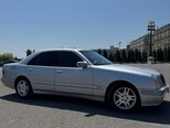 Mercedes E 220-4