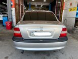 Opel Vectra-4