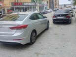 Hyundai Elantra-6