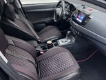 Mitsubishi Lancer-6