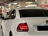 Volkswagen Polo-2
