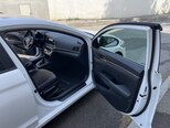 Hyundai Elantra-11