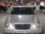 Mercedes E 240-2