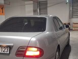 Mercedes E 240-7