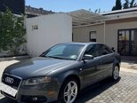 Audi A4-2