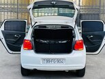 Volkswagen Polo-13