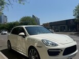 Porsche Cayenne S-10