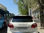 Porsche Cayenne S-11