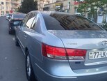 Hyundai Sonata-4