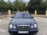 Mercedes E 200-1
