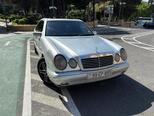 Mercedes E 220-1