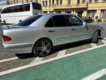 Mercedes E 220-3