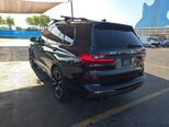 BMW X7-6