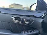 Mercedes E 220-11