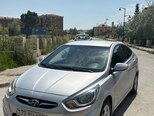 Hyundai Accent-2
