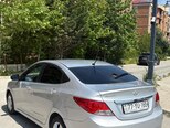 Hyundai Accent-4