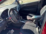 Hyundai Accent-11