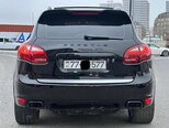 Porsche Cayenne-6