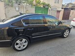 Volkswagen Passat-2