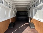 Ford Transit-5
