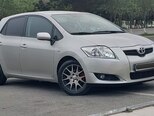 Toyota Auris-2