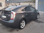 Toyota Prius-10