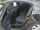 Renault Laguna-12