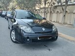 Renault Laguna-2