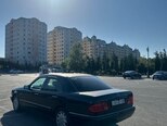 Mercedes E 240-4