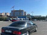 Mercedes E 240-6
