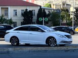 Hyundai Sonata-5