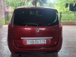 Renault Grand Scenic-6