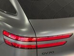 Genesis GV70-12