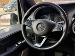 Mercedes Metris-5