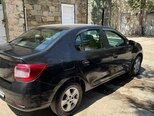 Renault Logan-12