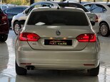 Volkswagen Jetta-6