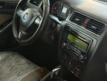 Volkswagen Jetta-14